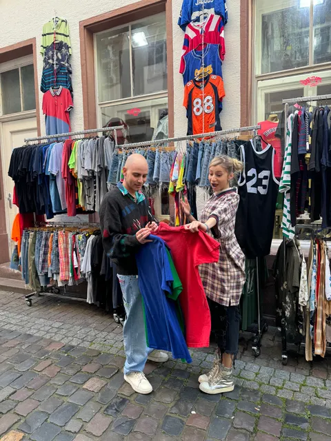 Feshoroom Second life