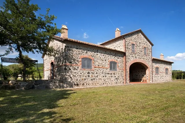 Farmhouse Borgo Podernovo