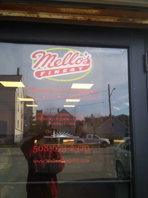 Mello's Chourico & Linguica