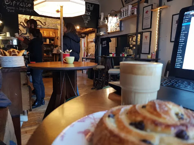 Artisan Roast Broughton street