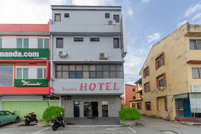 OYO 1010 Skudai Hotel