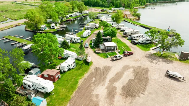 Northern Skys RV Resort - Mille Lacs