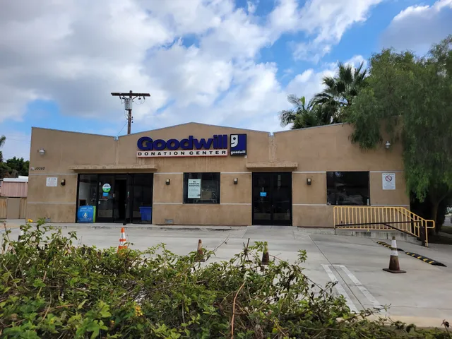 Goodwill Southern California Donation Center