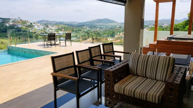 Suites de Luxo em Escarpas do Lago