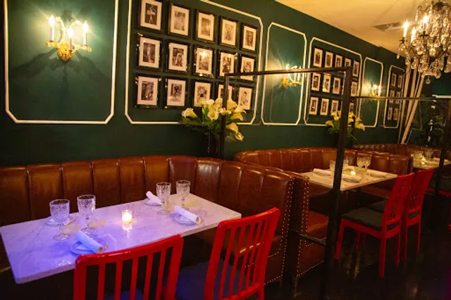 C Kew Gardens | Restaurant Lounge Bar