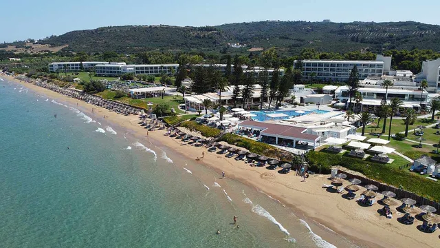 Robinson Kyllini Beach