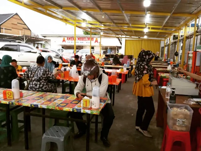 AYAM GEPUK PAK GEMBUS