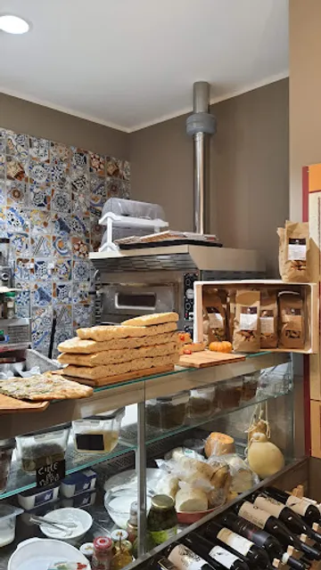 da Giù Food and Beverage