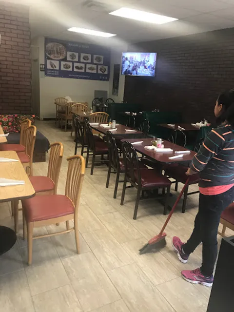 Queen Sweets And Mediterranean Grill