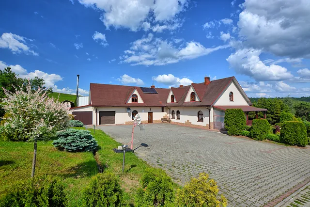 Under the Gold Perch Farm