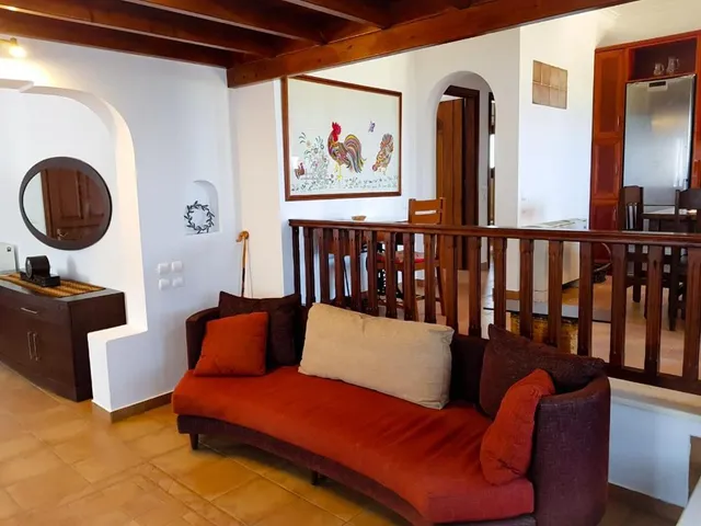 Sunshine house santorini