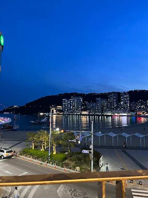 구름속의산책steak,plzza,pasta