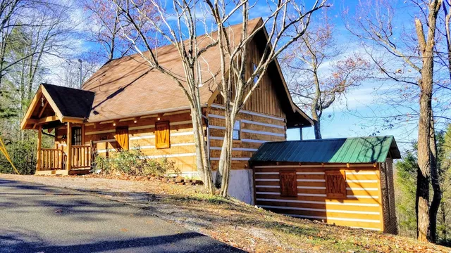 Amazing Sunset Cabin