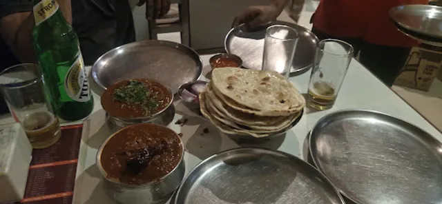 Geeta Palace Bar And Restaurant