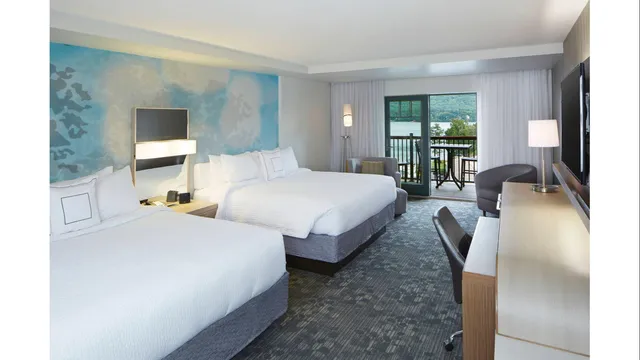 Courtyard by Marriott Lake George