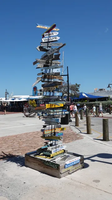 Distance Marker Pole