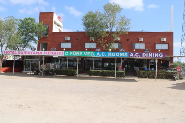 Hotel Rajputana Heights