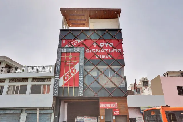 OYO Hotel Signature View Near Akshardham