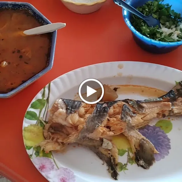 Caldos y Mariscos "YEYO"