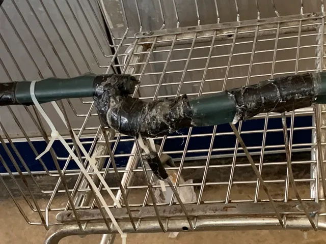 Moore's Laundry & Dry Cleaning