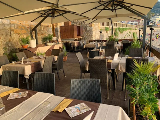 Porta Ossuna ristorante pizzeria