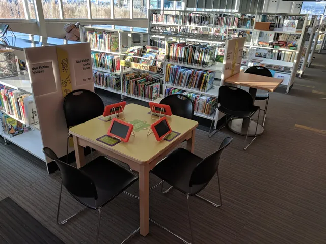 Calgary Public Library - Quarry Park