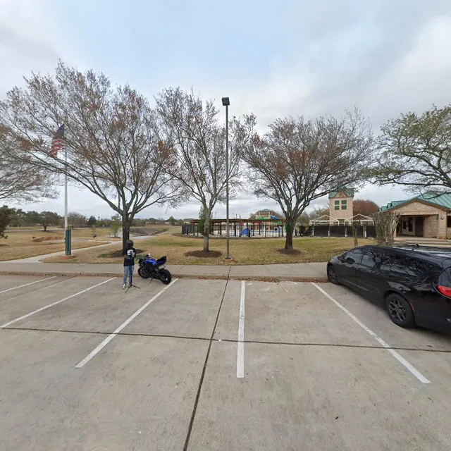 5875 Summit Creek Dr