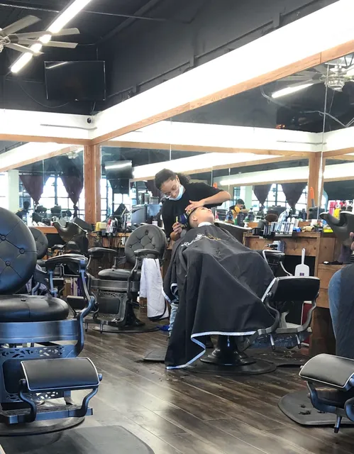 Dallas Blends Barber Academy Garland