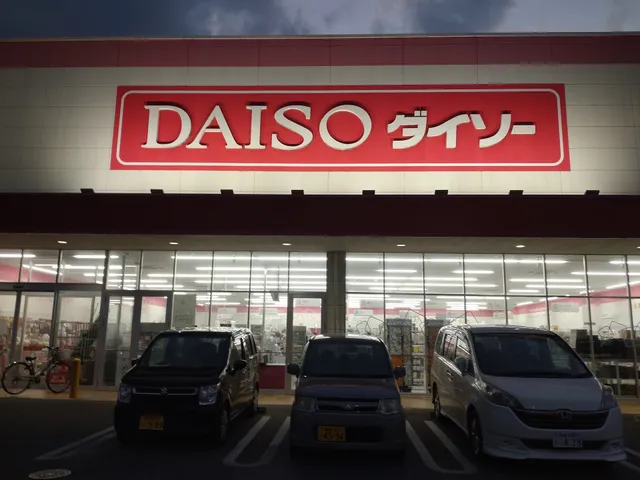 DAISO