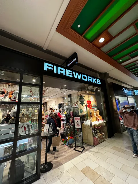 Fireworks Gallery, Bellevue Square