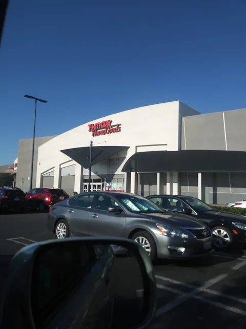 T.J. Maxx & HomeGoods