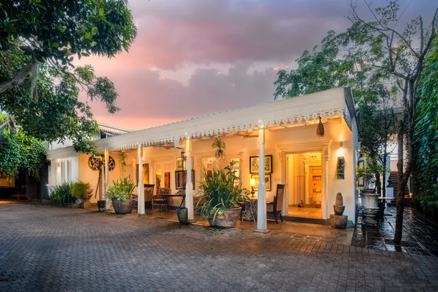 55TG Boutique Suites Colombo