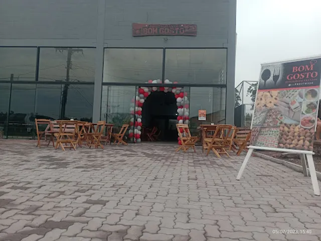 Tenda e cafeteria Bom Gosto