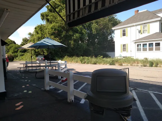 Betty Ann's Dairy Freeze