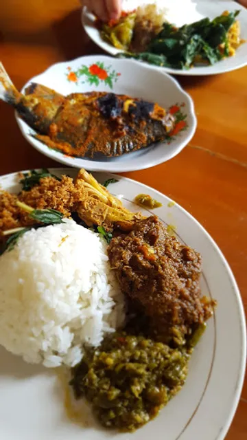 Rumah Makan Sederhana