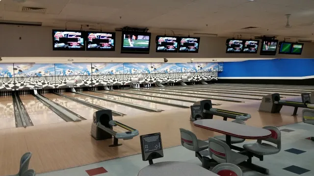 Ryan Family Amusements (Formerly Walnut Hill Lanes) - Walnut Hill