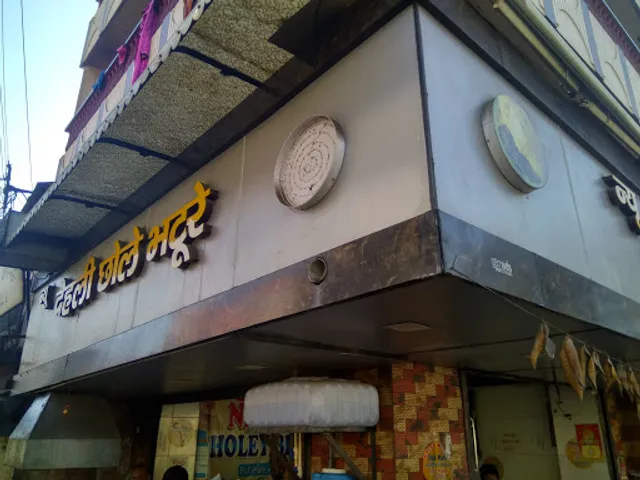 New Delhi Chhole Bhature