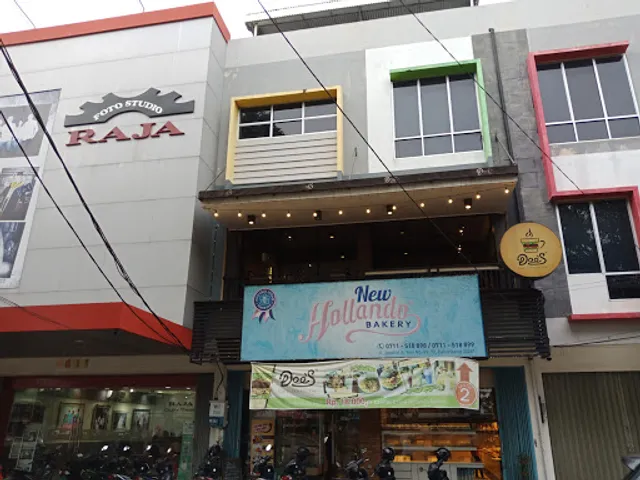 Dee's Cafe & Sandwich