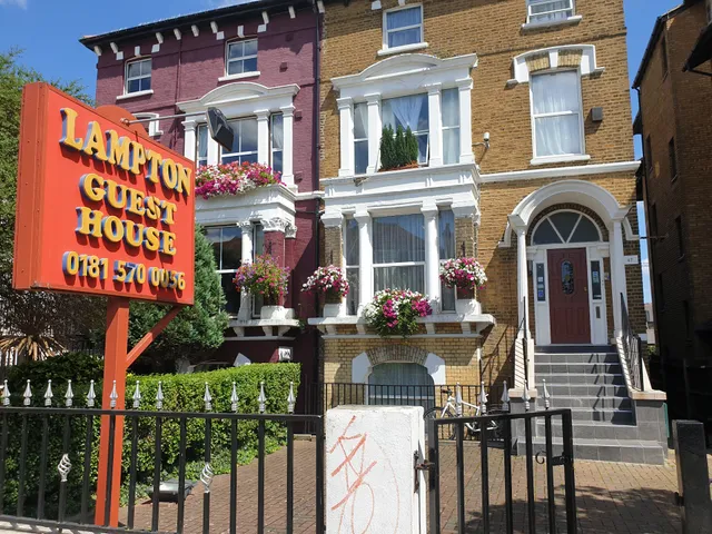 Lampton Guest House