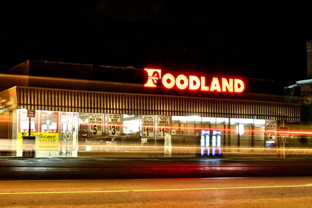 JR's Foodland
