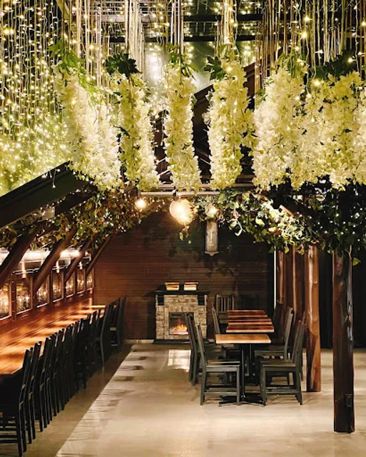 Cafe Restaurant LAMP