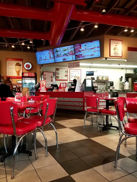 Freddy's Frozen Custard & Steakburgers