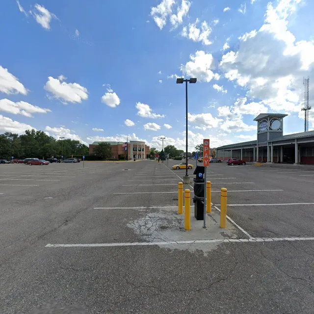 Farmers Market Parking Lot P11