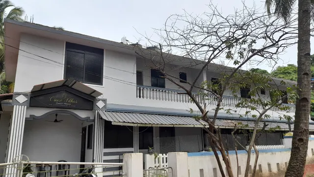 Cinco Filhas Guest House