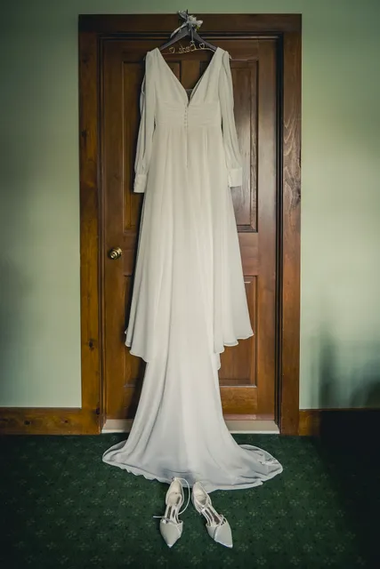 Silhouettes & Profiles