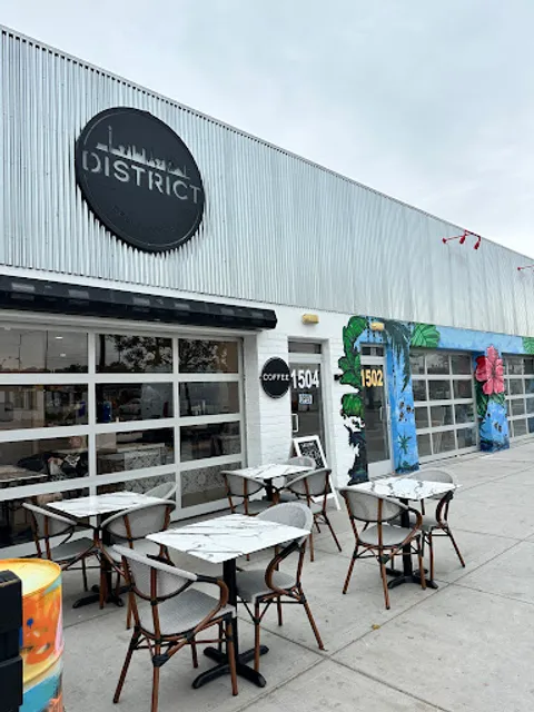 District Deli & Coffee
