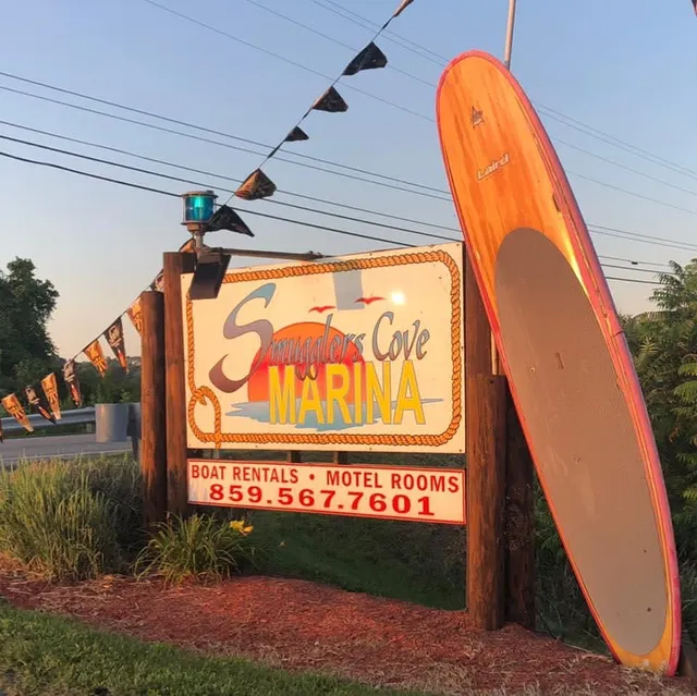 Smugglers Cove Marina & Campground
