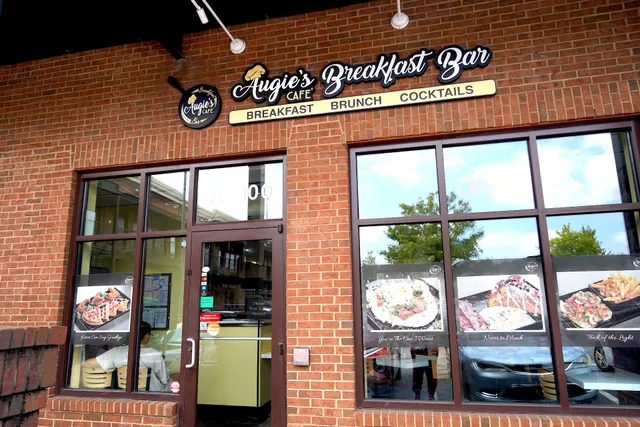 Augie's Cafe Breakfast Bar