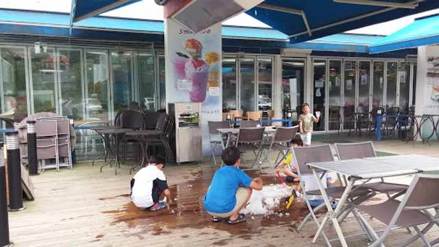 스노우폴하우스