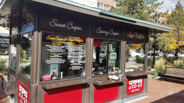 COCO & CREPES Bistro